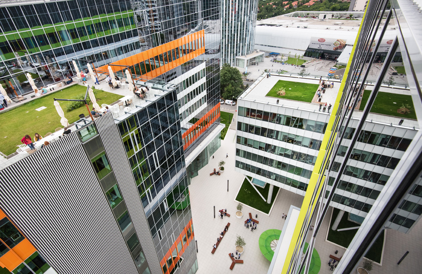 Green Court Bucharest