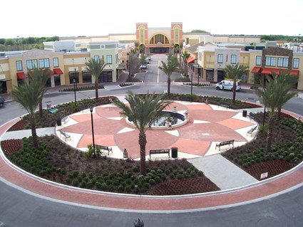 Lakeside Village Retail Center