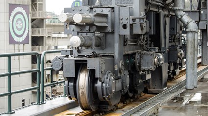 Seattle Mariners, Safeco Field Roof Wheel Assembly Replacement