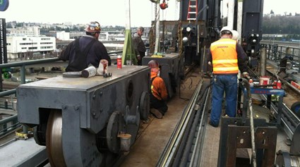 Seattle Mariners, Safeco Field Roof Wheel Assembly Replacement