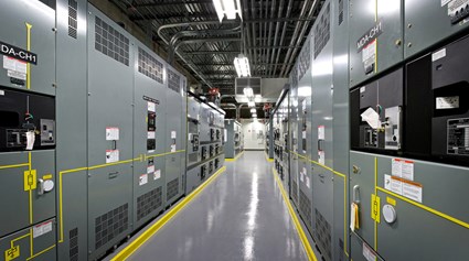 IBM required a complicated upgrade to one of their data centers that had to remain operational at all times. Skanska completed 1,000,000-SF of infrastructure improvements and 150,000-SF of Tier III+ raised floor computer space at their corporate campus.