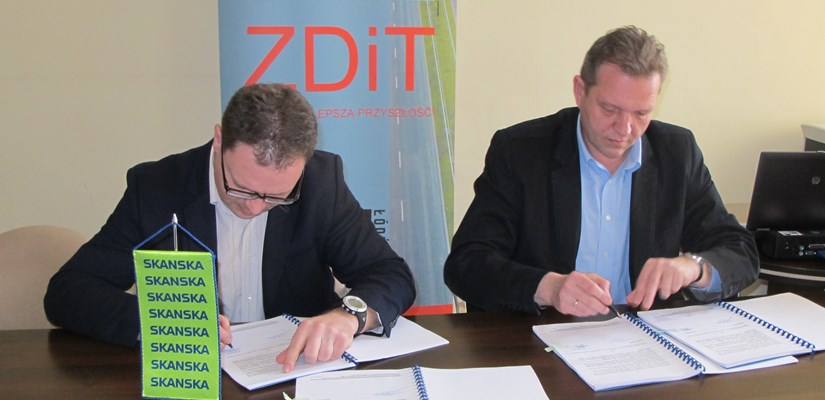 Podpisanie umowy w ZDIT w Łodzi