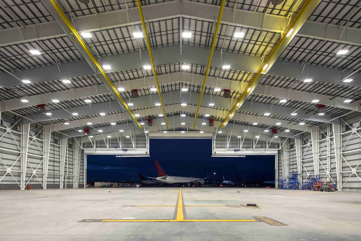 LAX Delta Maintenance Hangar6