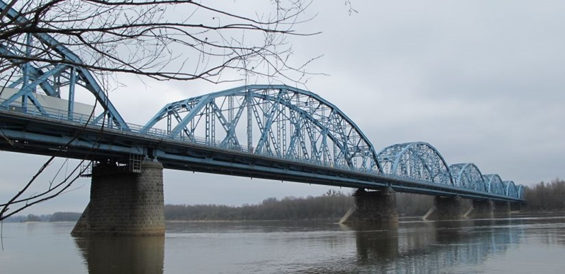 most w Kazuniu